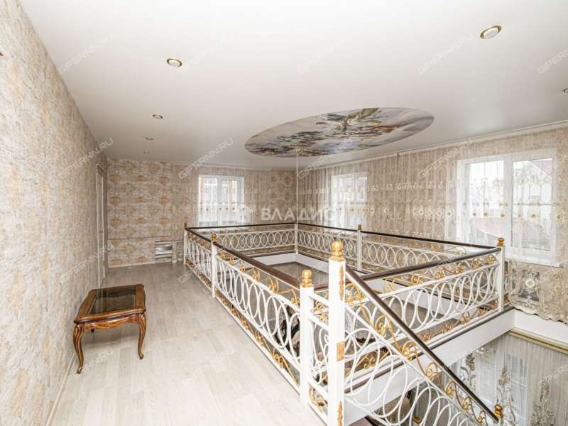 дом на Рельсовой улице