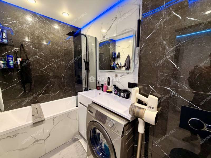 однокомнатная квартира на улице Чугунова дом 15 город Бор