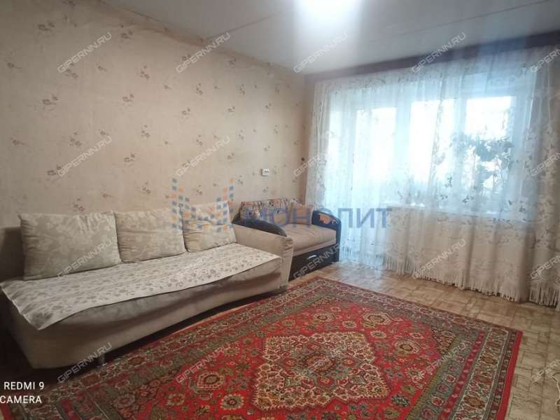 четырёхкомнатная квартира на улице Адмирала Макарова дом 8 к1