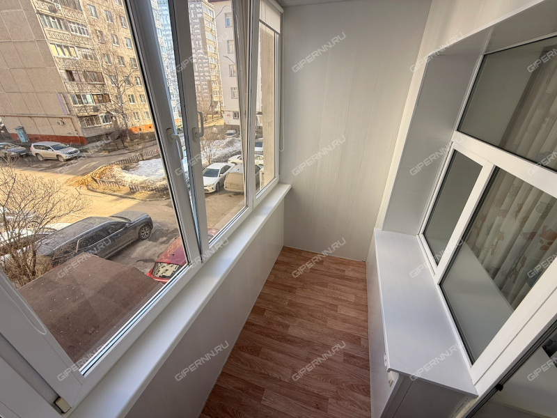 трёхкомнатная квартира на улице Коминтерна дом 127