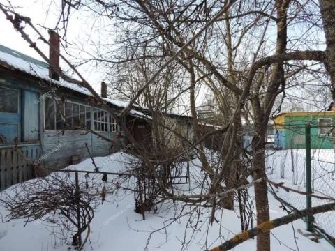 dom-poselok-stahanovskiy-ul-gazonnaya фото