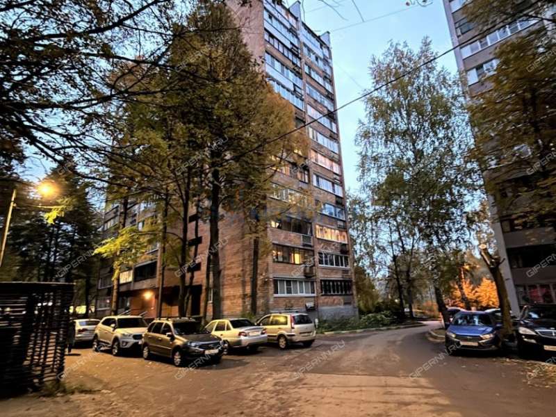 двухкомнатная квартира на бульваре 60-летия Октября дом 1