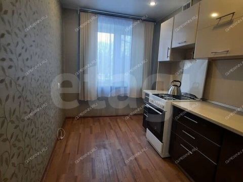 3-komnatnaya-ul-podvornaya-d-1 фото