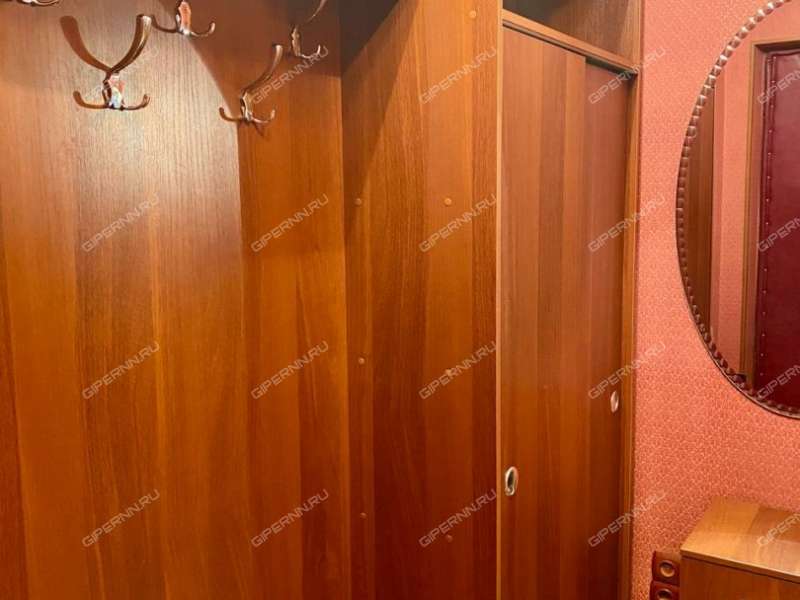 трёхкомнатная квартира на проспекте Героев дом 41