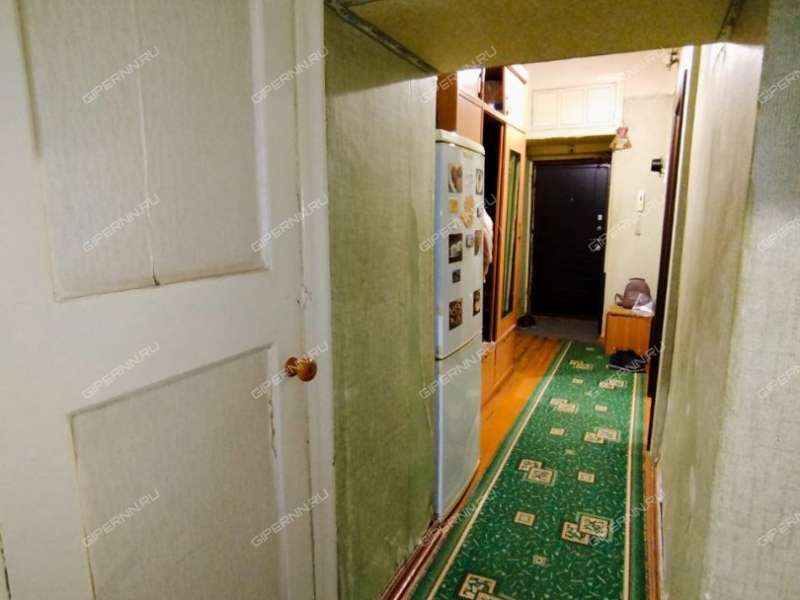 двухкомнатная квартира на улице Страж Революции дом 4