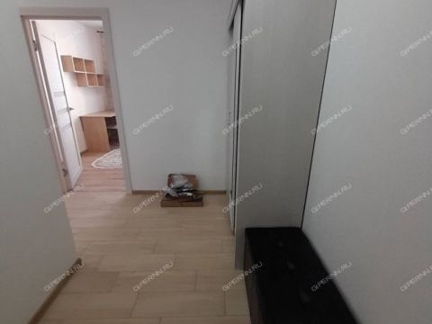 3-komnatnaya-prosp-geroev-donbassa-d-10 фото