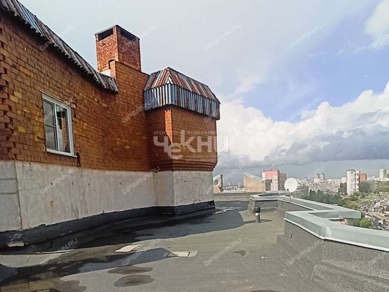 пятикомнатная квартира на улице Композитора Касьянова дом 1