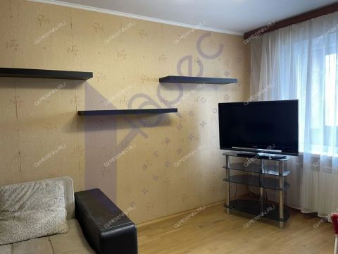 2-komnatnaya-ul-marshala-malinovskogo-d-2 фото