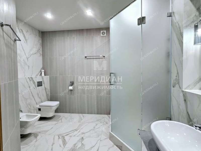 трёхкомнатная квартира на Арзамасской улице дом 5