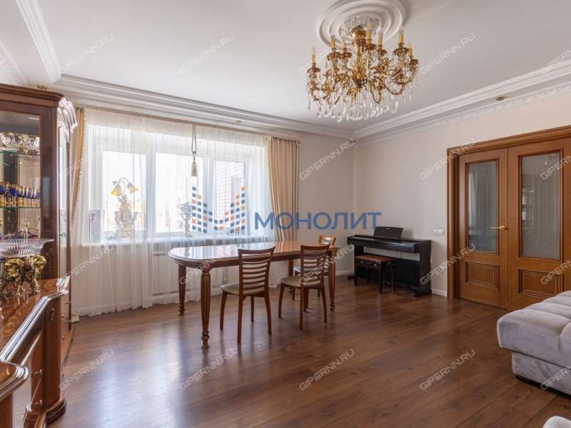 трёхкомнатная квартира на Деловой улице дом 20