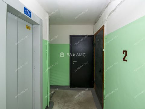 2-komnatnaya-ul-yuliusa-fuchika-d-37 фото