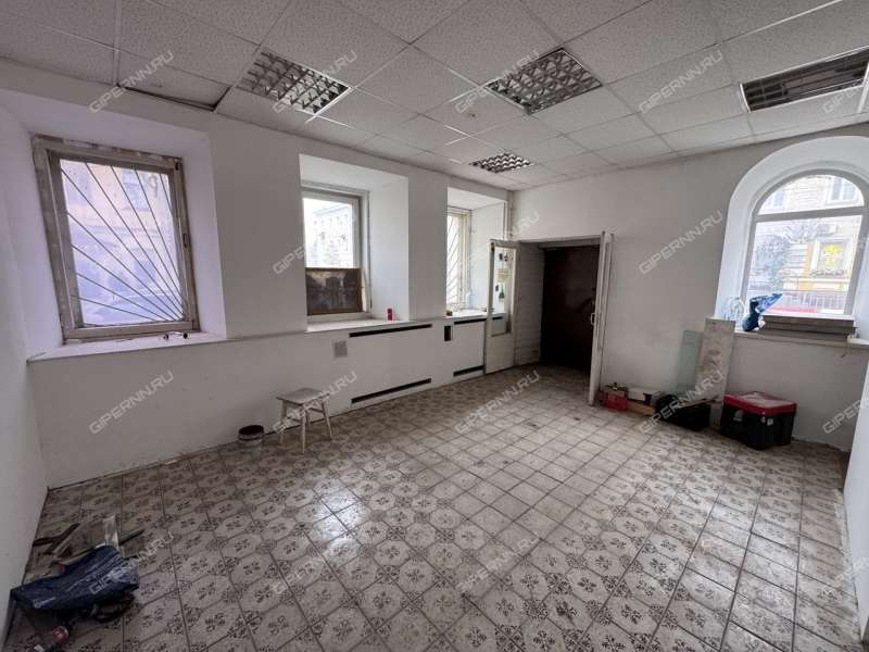 помещение под торговую площадь на Ильинской улице