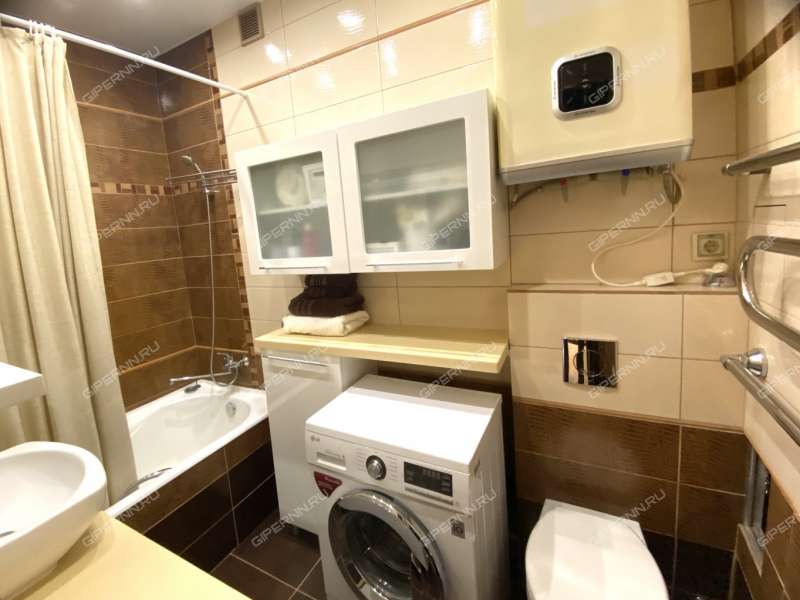 однокомнатная квартира на Волжской набережной дом 8 к2