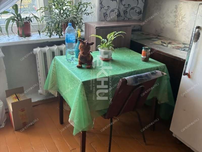 комната в доме 233 на Московском шоссе
