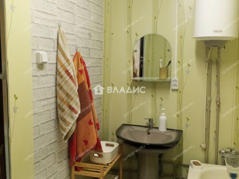 dom-rabochiy-poselok-krasnye-baki-krasnobakovskiy-rayon фото
