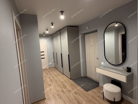 2-komnatnaya-ul-romantikov-d-12 фото