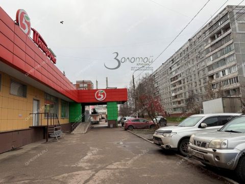 2-komnatnaya-ul-politboycov-d-10 фото