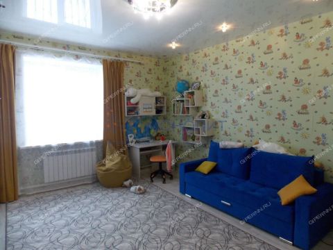 3-komnatnaya-ul-novosovetskaya-d-13 фото