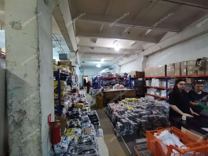 помещение под склад на Деловой улице