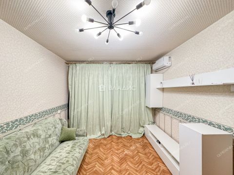 2-komnatnaya-ul-geroev-kosmosa-d-46 фото