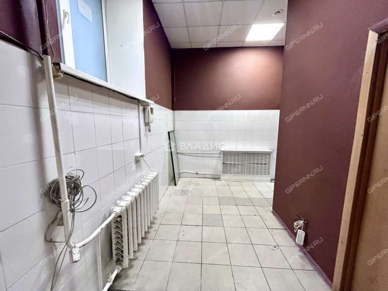 помещение под помещение свободного назначения на улице Ванеева