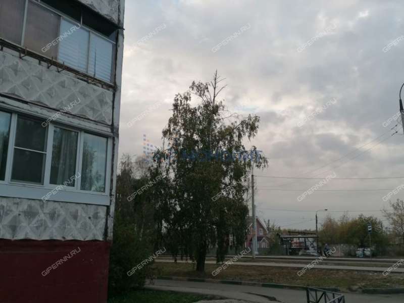 трёхкомнатная квартира на улице Строкина дом 8