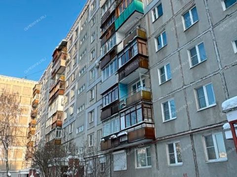 2-komnatnaya-ul-krasnodoncev-d-13 фото