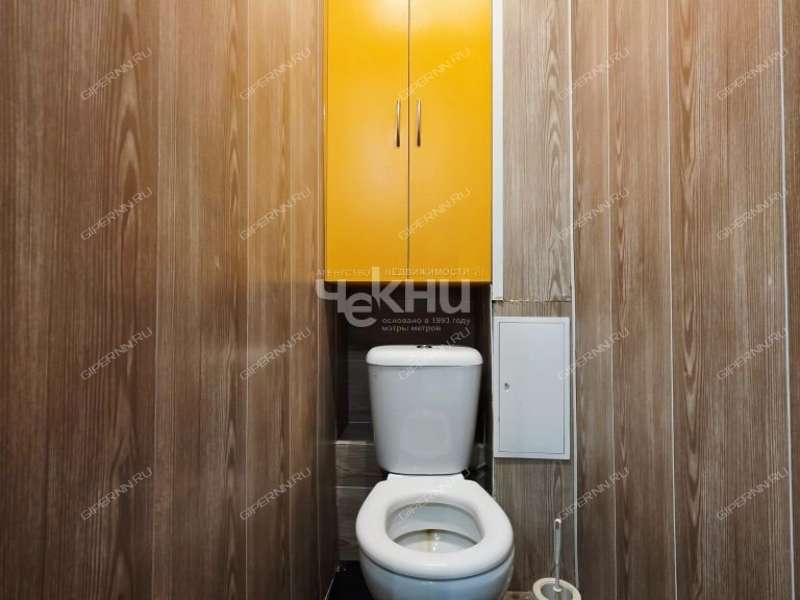 трёхкомнатная квартира на Планетной улице дом 38