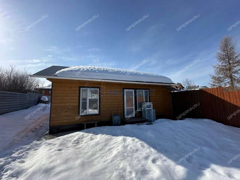 дом на Центральная деревня Утечино