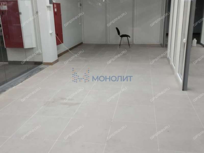 помещение под торговую площадь, недвижимость под салоны красоты на Южном шоссе