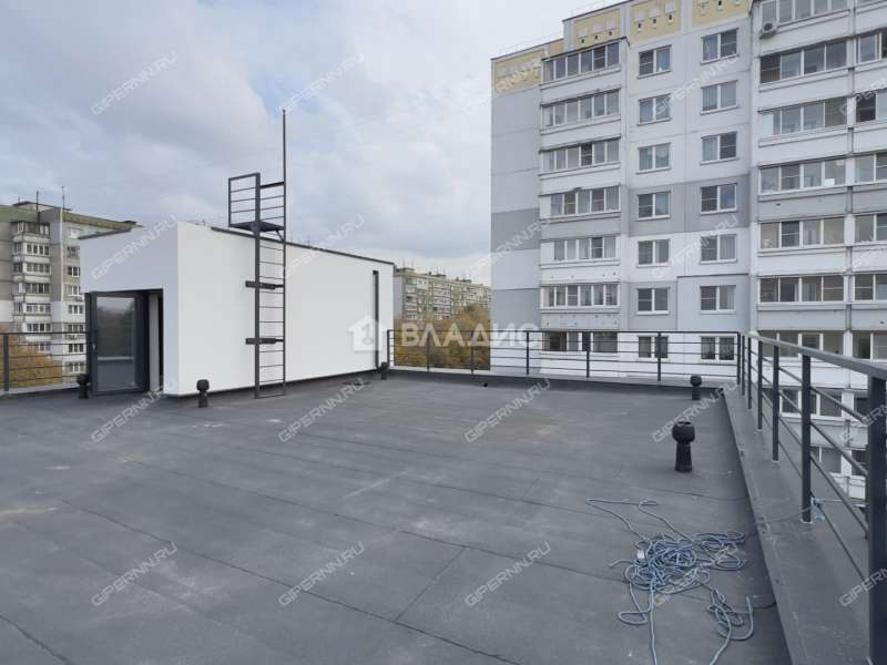 здание под офис на улице Маршала Казакова