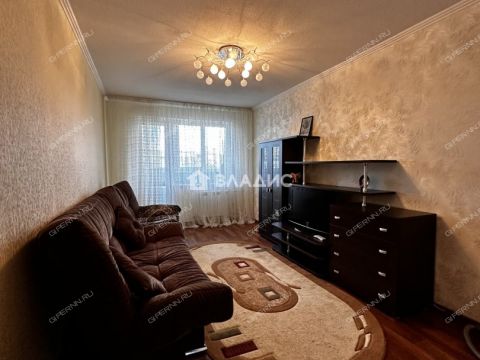 3-komnatnaya-ul-verhnepecherskaya-d-12-k1 фото