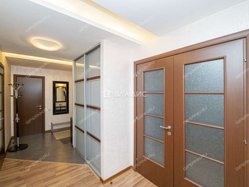 четырёхкомнатная квартира на улице Максима Горького дом 50