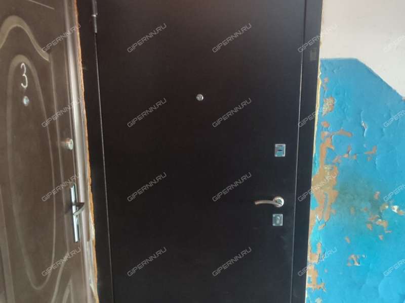 трёхкомнатная квартира на Волжской улице дом 13а