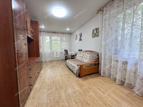 4-komnatnaya-ul-strokina-d-16b фото