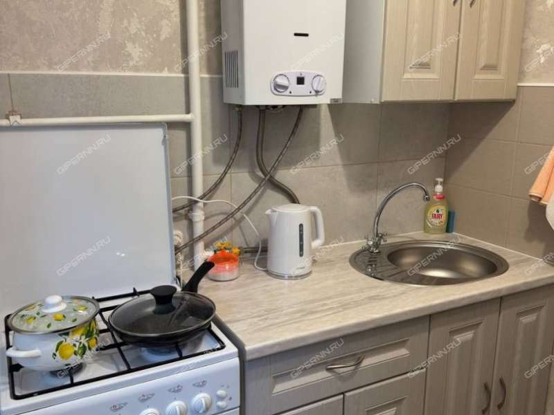 двухкомнатная квартира на улице Профинтерна дом 16а