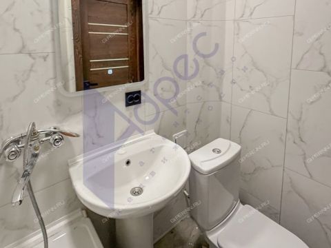 1-komnatnaya-ul-svetloyarskaya-d-20 фото