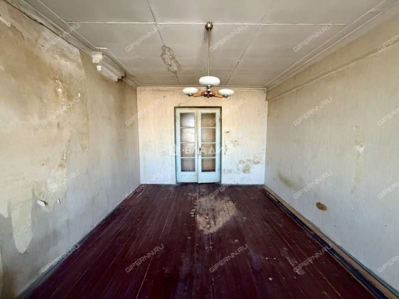 трёхкомнатная квартира на проспекте Гагарина дом 17