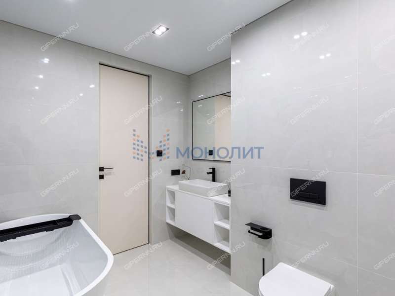 трёхкомнатная квартира на Лысогорской улице дом 89 к1