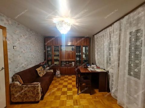 1-komnatnaya-ul-germana-lopatina-d-10 фото