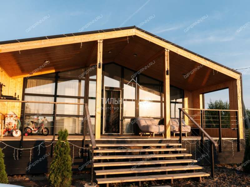 дом на улице Цветочная село Безводное