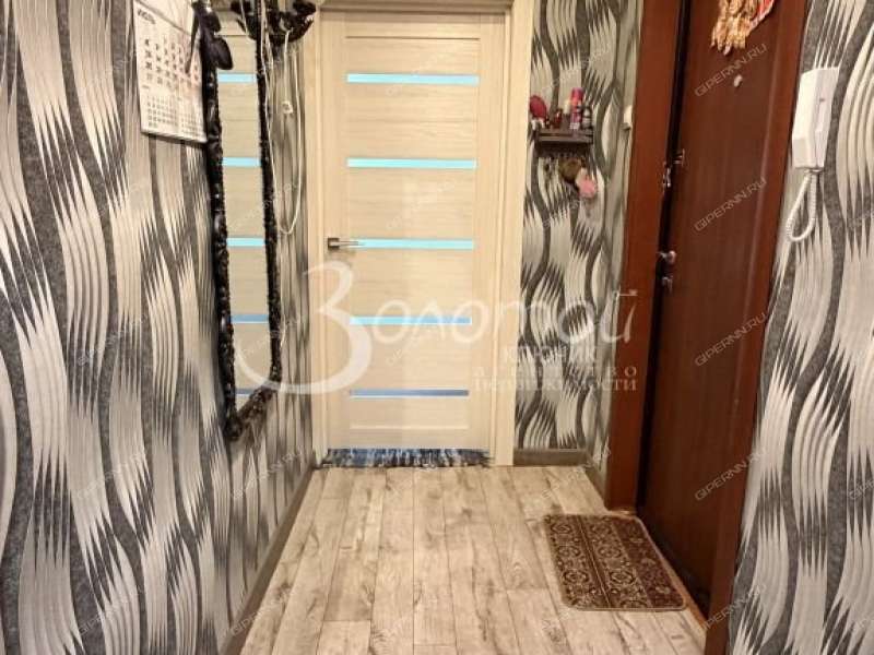 двухкомнатная квартира на проспекте Бусыгина дом 19