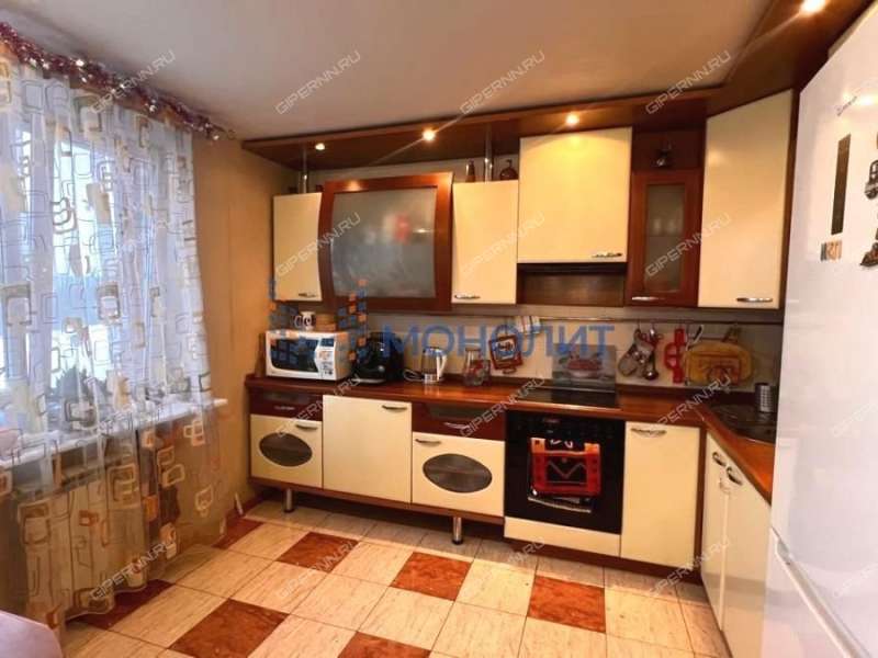 пятикомнатная квартира на Мещерском бульваре дом 3 к1