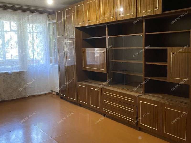 трёхкомнатная квартира на Южном шоссе дом 17