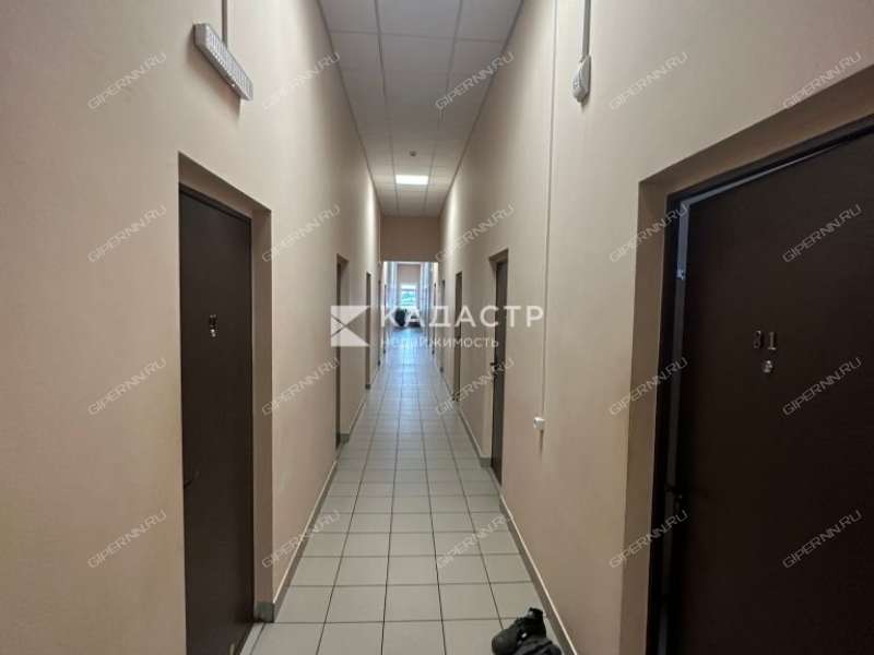 здание под коммерческую недвижимость на Нахимова ул Бор