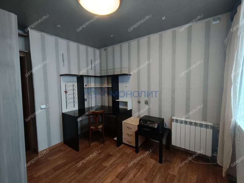 трёхкомнатная квартира на улице Магистральная дом 309