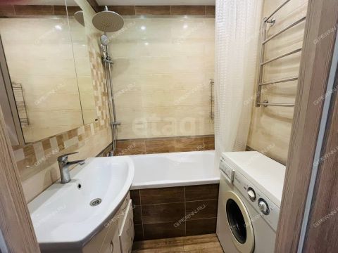 2-komnatnaya-ul-izhorskaya-d-38 фото