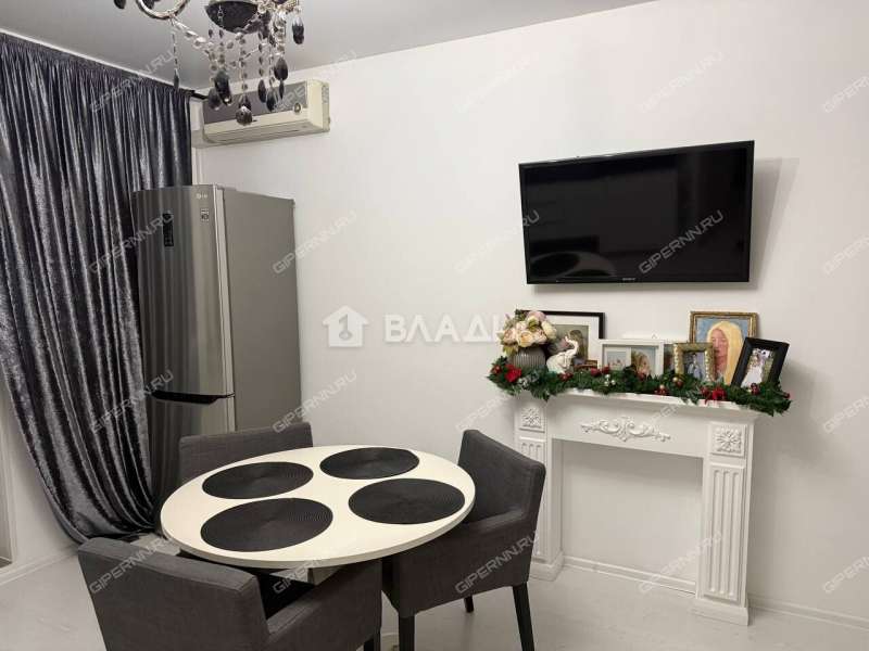 однокомнатная квартира на Бурнаковской улице дом 93