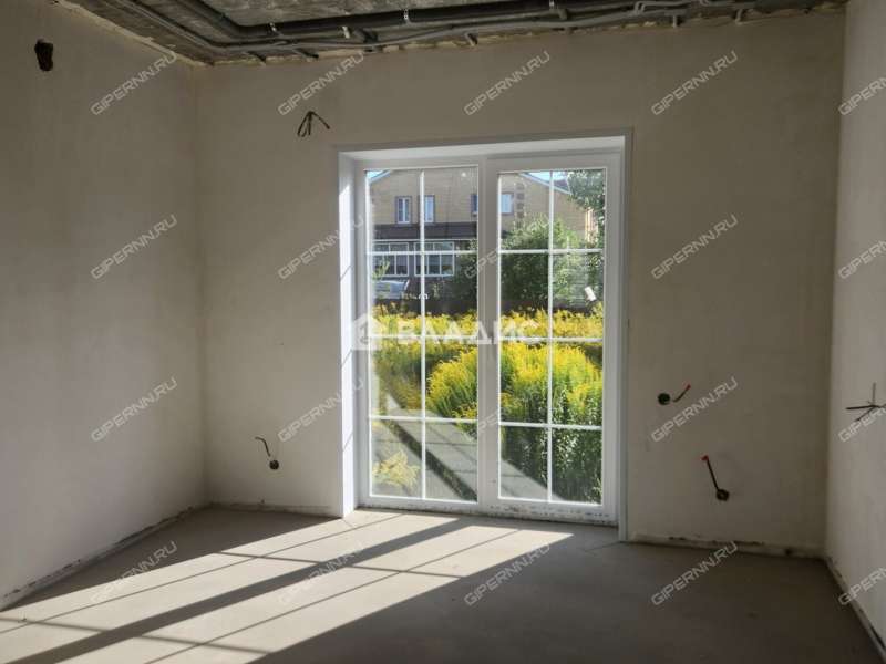 дом на город Бор
