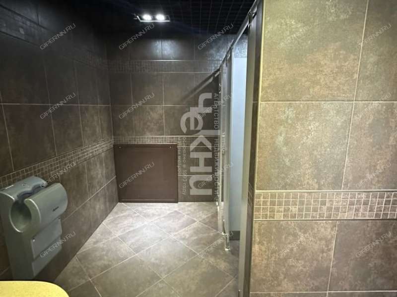 здание под офис на улице Бекетова